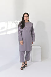 Airy Aesthetic Minimalist Mauve